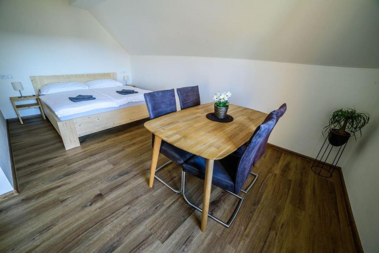 Apartmany Faustin Kvilda Room photo